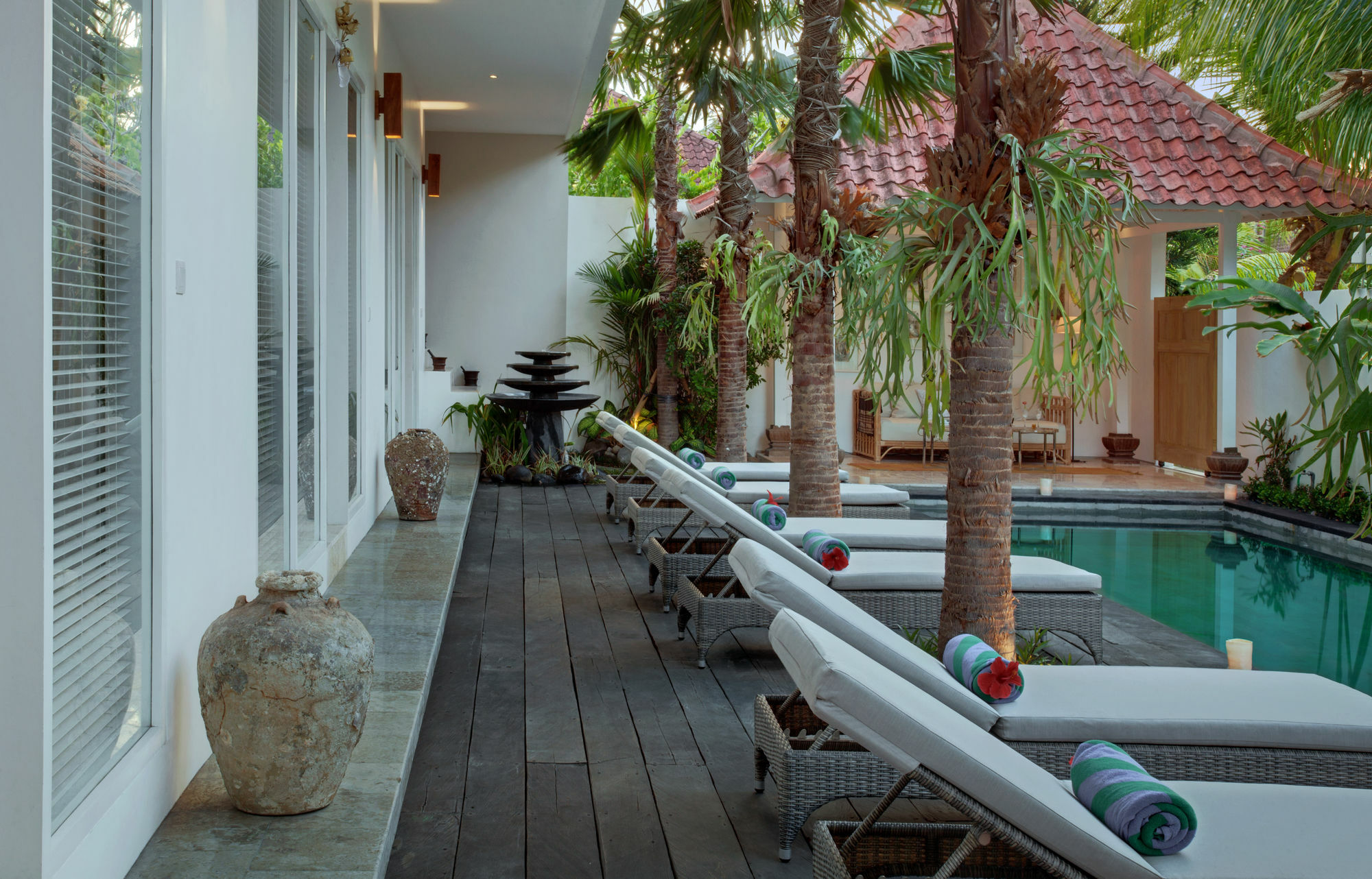 Room & Vespa 4 Seminyak  Exterior photo